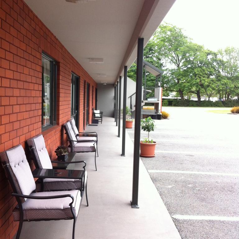 Darfield Motel Luaran gambar